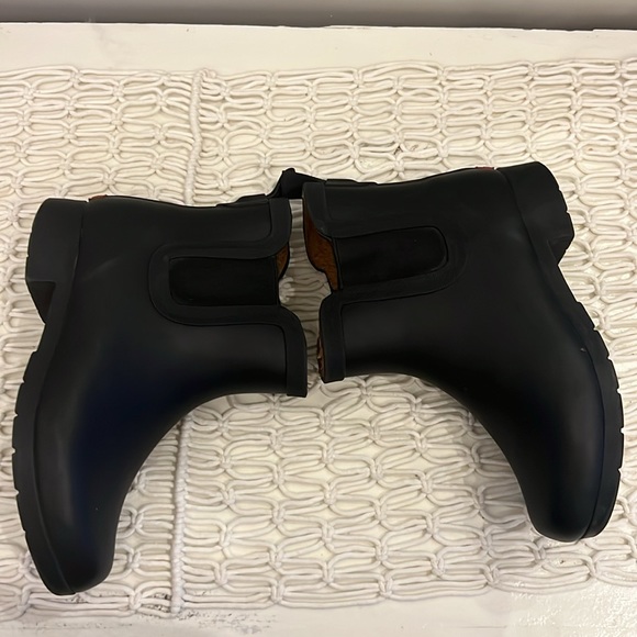 Chooka Black Boots - Picture 7 of 10